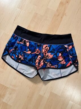 Lululemon Speed Shorts Low-Rise Paint Storm Harbor Blue Multi/Black 6